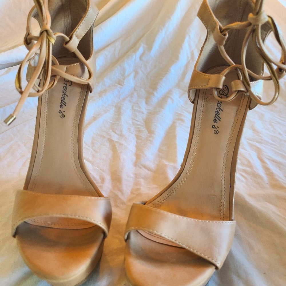 Breckelle's Wedge Straps Tan 8 inch heel  size 8 Worn